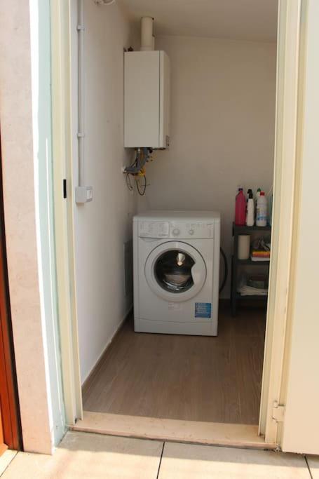 Casa Smeraldo Apartment San Giovanni Lupatoto Ngoại thất bức ảnh